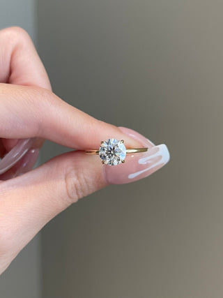 1.75ct Round Cut Solitaire Moissanite Diamond Engagement Ring