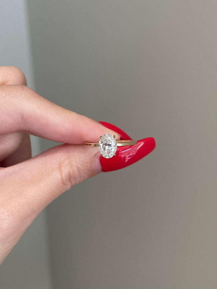 1.50ct Oval Cut Solitaire Moissanite Diamond Engagement Ring