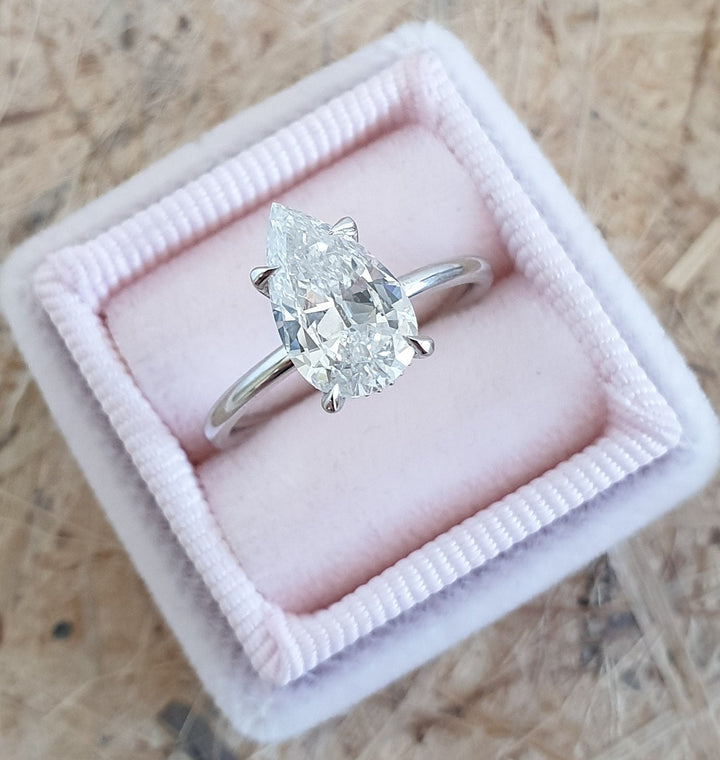 luxury engagement ring, designer engagement ring, elegant engagement ring, timeless engagement ring, modern engagement ring, contemporary engagement ring, bridal ring, proposal ring