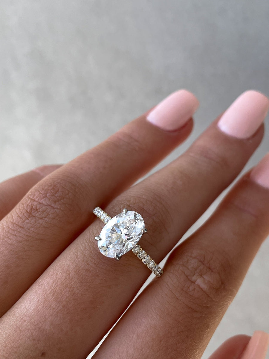 premium diamond ring for her,