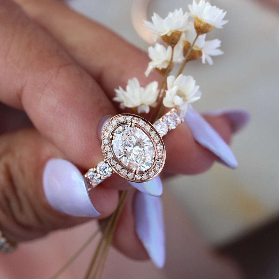 sustainable lab grown diamond engagement ring,