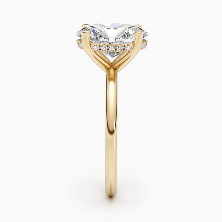 elegant oval diamond engagement ring,