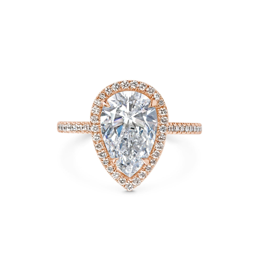 elegant pear diamond bridal ring,