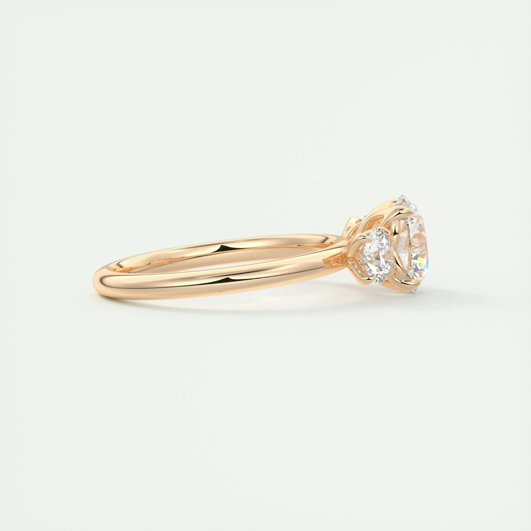 round center diamond ring,