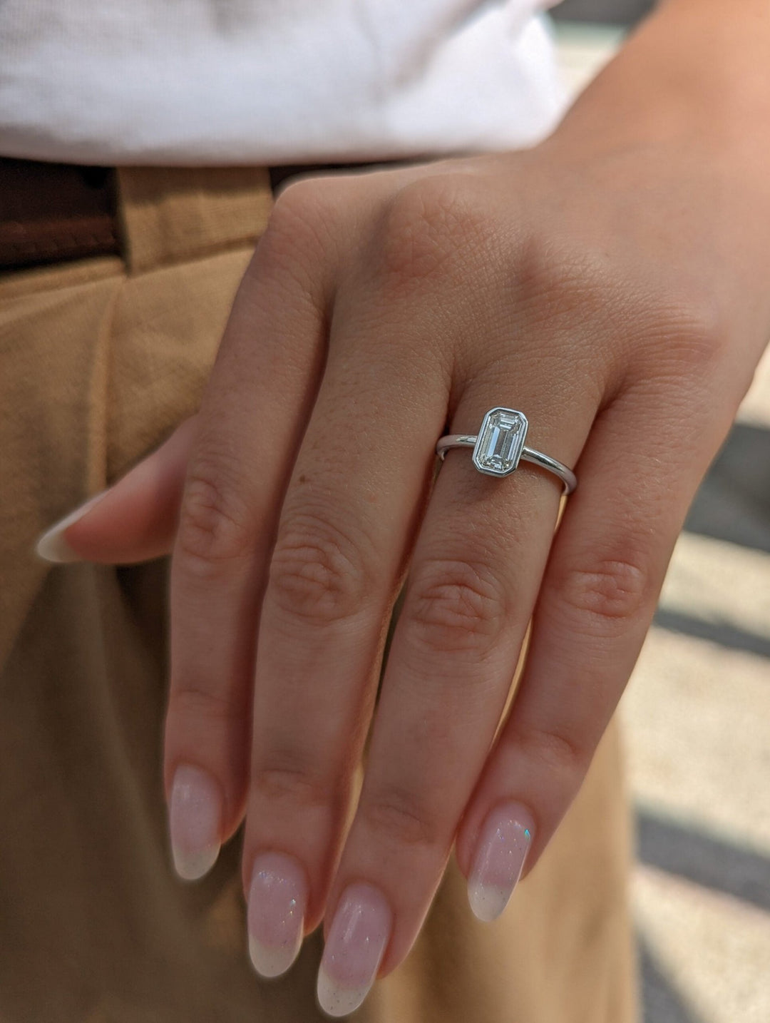 wedding ring style, refined engagement ring, premium engagement ring, fine jewelry engagement ring, sophisticated ring setting, signature engagement ring, modern bridal ring,